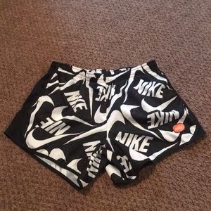 nike runner shorts